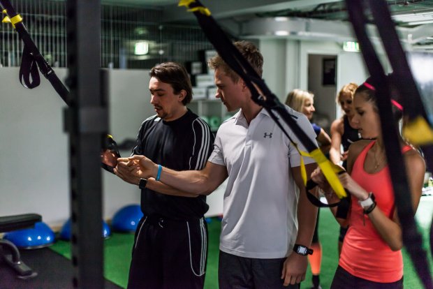small_group_training_homebase_proactive_sling_trainer_functional_training.jpg